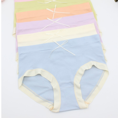 Women‘s Underwear Mid Waist Seamless Comfortable Breathable Underwear Bow Simple Briefs Factory Direct Sales Jz566