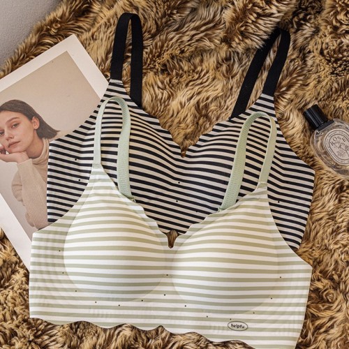 新款内衣水滴内杯设计条纹无痕大胸显小B杯聚拢调整型美背