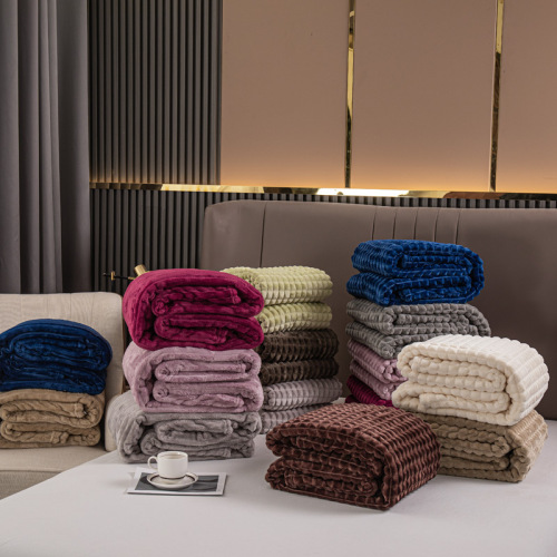 新款加厚牛奶绒毯子批发办公室午休兔毛盖毯单双人纯色法莱绒毛毯