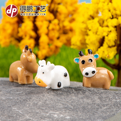 moss micro landscape small ornaments ornament mini miniature cow small animal decorative resin crafts wholesale