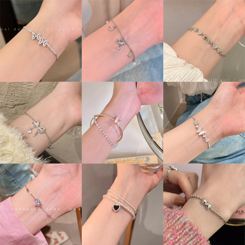 高级感轻奢水晶珍珠情侣手链女小众精致2024年新款潮闺蜜手串手镯