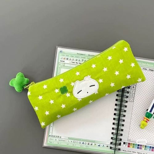 新款四叶草学生笔袋ins高颜值简约可爱便携小众文具铅笔收纳袋