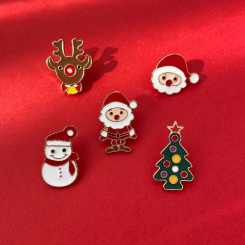 christmas brooch snowman christmas tree clothes accessories cartoon cute pin ornament metal santa claus badge