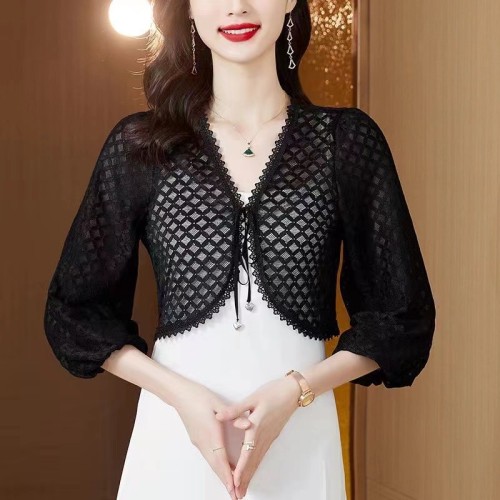 泡泡袖蕾丝镂空开衫女防晒衣短款薄外套配旗袍吊带裙子外搭空调衫