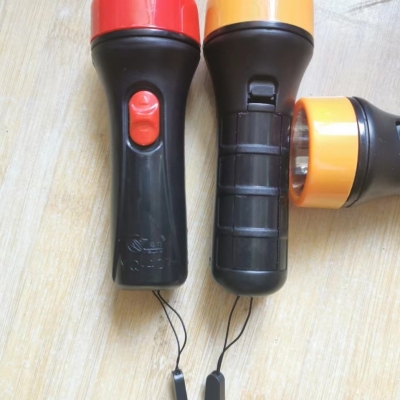 No. 5 Dry Battery Flashlight