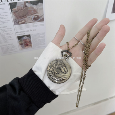 Creative Retro Flip Fish Necklace Watch Factory Direct Sales Bronze Nostalgic Pocket Watch Sweater Chain Watch