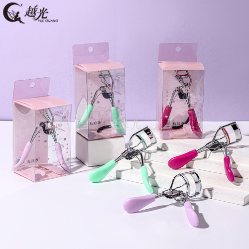 a Clip of Instant Curling Eyelashes Long-Lasting Shaping Eyelash Curling Device Wide-Angle Stainless Steel plastic Handle Eyelash Curler 