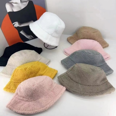 Plush Fisherman Hat Women's Winter Fashionable Warm Ear Protection Bucket Hat Temperament Wild Makes Face Look Smaller