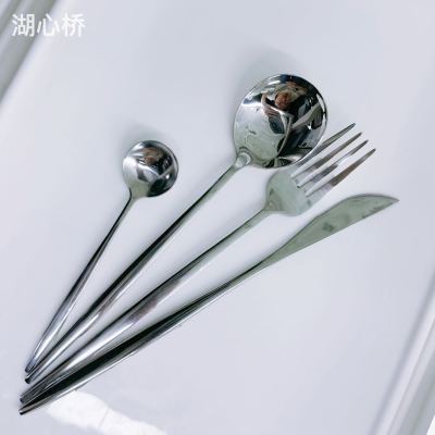 Polished Shiny Portuguese-Style Stainless Steel Silver Cutlery Collection, Classic Clean Flatware Collection, Dinner Knife, Fork, and Spoon, Tea/Dessert Spoon, Kitchen Utensil for Home, Restaurant, Hotels, Banquet, Events, Parties, Weddings, etc