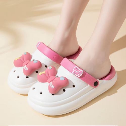 2024 spring new princess style hole shoes， new bow hole shoes， outwear shoes
