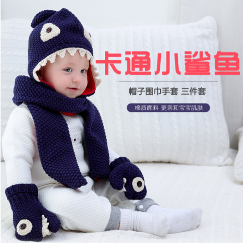children‘s earmuffs hat warm scarf winter fleece-lined keep baby warm knitted hat cartoon shark design