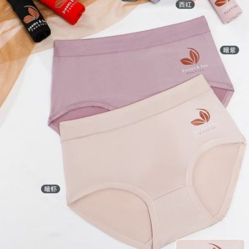 牛奶丝印花中腰女士内裤三角内裤亲肤透气宽松