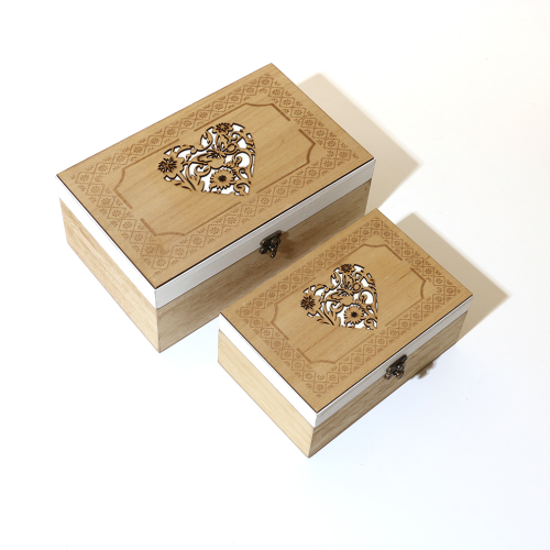 跨境厂家木质爱心雕刻木盒木制礼品包装小盒子实木翻盖长方形储物