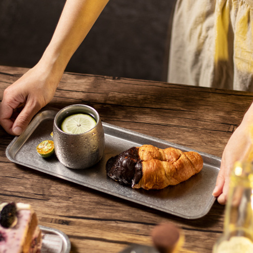 复古餐盘怀旧咖啡厅蛋糕甜品盘工业风不锈钢托盘长方形盘子高级感