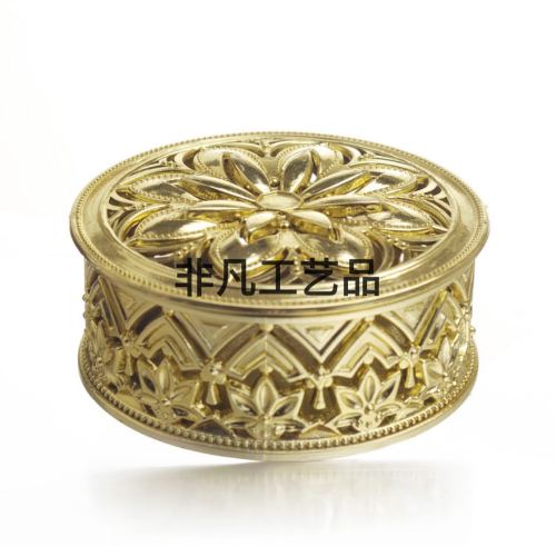 Factory Direct Supply Creative Candy Box Personalized Hollow Gold-Plated Silver-Plated Aromatherapy Box Wedding Candy Box Storage Box