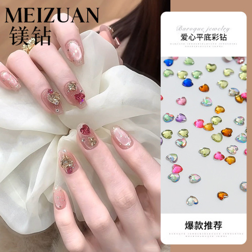 新款爱心水钻饰品美甲工艺品彩色大小桃心苯料平底异形钻饰品配件