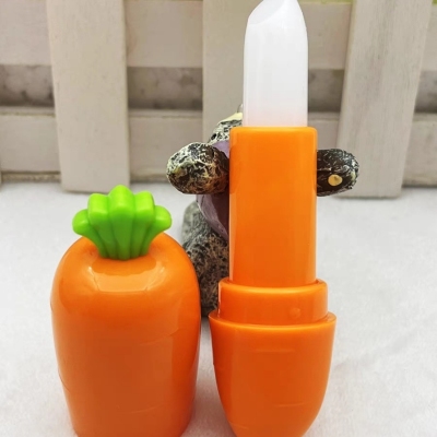 Qiumite Carrot Hydrating Smooth Double Care Lip Balm Children Cartoon Colorless Moisturizing and Nourishing Lip