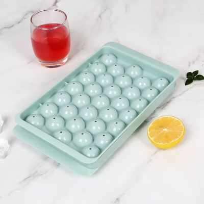 Summer Ice Tray with Lid Circle and Creative Homemade Ice Cube Tray Ice Cubes 33 Grids Plastic Ice Hockey Puck Boxes