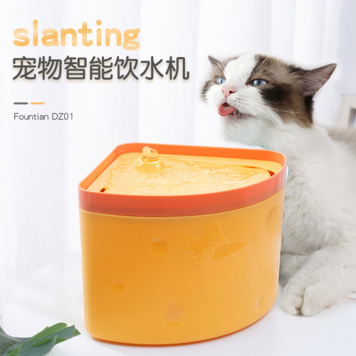 爆款猫咪自动饮水机流动喷泉喝水器狗碗自动循环过滤宠物用品喂水