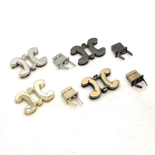 厂家批发锌合金双C拧锁箱包前幅盖头装饰扣 时尚女包五金配件