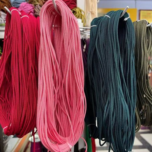 2.5mm/3mm thick encryption twisted three-strand rope jewelry rope bracelet strand this animal year red rope carrying strap necklace rope