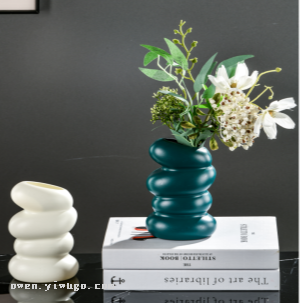 New Plastic Spiral Vase Nordic Style Creative Decoration Wet and Dry Flower Vase Imitation Glaze Imitation Porcelain Flower Pot 0755-4