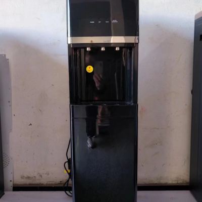 Straight Drinking Machine, Filter, Ice Maker, Hot and Cold Water Dispenser, Three-Dragon Head Water Dispenser