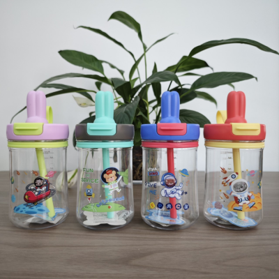 Cartoon Drinking Cup Plastic Cup with Straw Environmental Protection Students Outdoor Portable Children