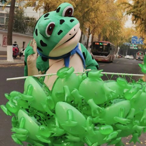 inflatable frog swimming ring stall wholesale toy small frog children large pop rope net red frog balloon