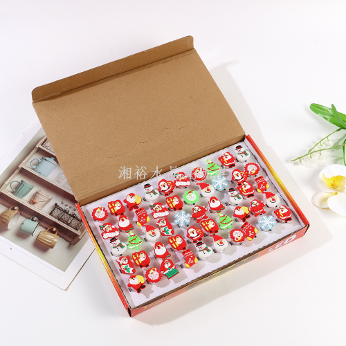 圣诞节装饰品发光戒指幼儿童主题装扮雪人麋鹿老人手指环礼物卡通