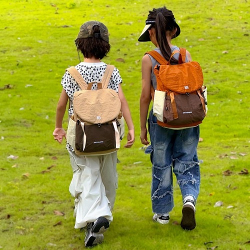 新款时尚拼色双肩包韩版高颜值撞色大容量出游旅行亲子小背包少女