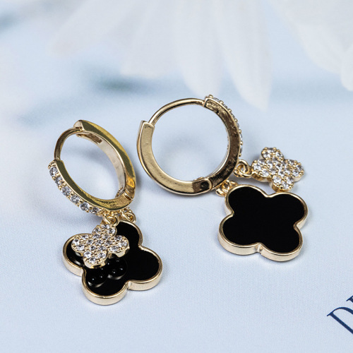 新款潮韩国时尚微镶锆石耳扣网红个性百搭四叶花耳坠大气耳饰