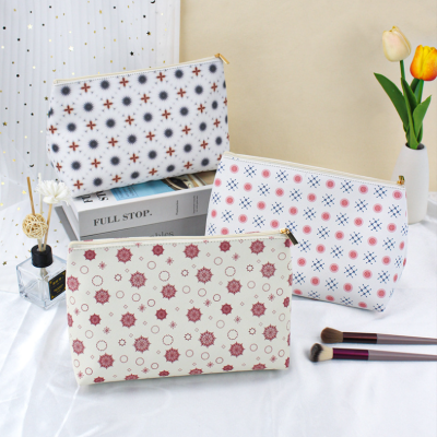 Cosmetic Bag Wash Bag Bath Bag Bathroom Bag Lipstick Pack Cosmetic Storage Bag Triangle Bag Girl's Bag