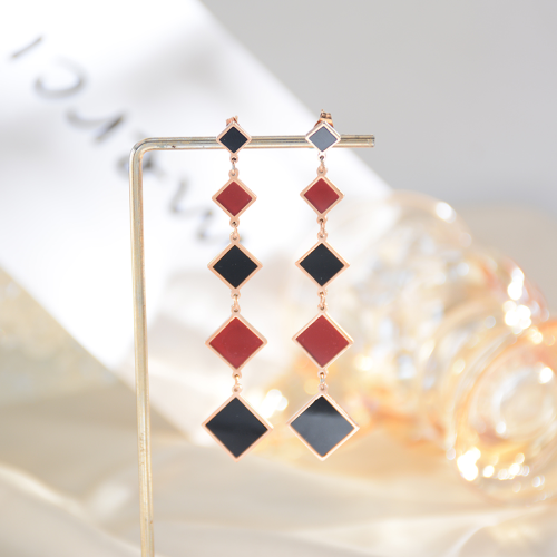 个性时尚黑红正方耳环钛钢长耳坠玫瑰金饰品耳饰气质潮流礼物女