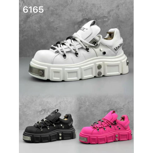 2025新款热销休闲男鞋工作上班户外登山耐磨运动百搭工装潮鞋批发