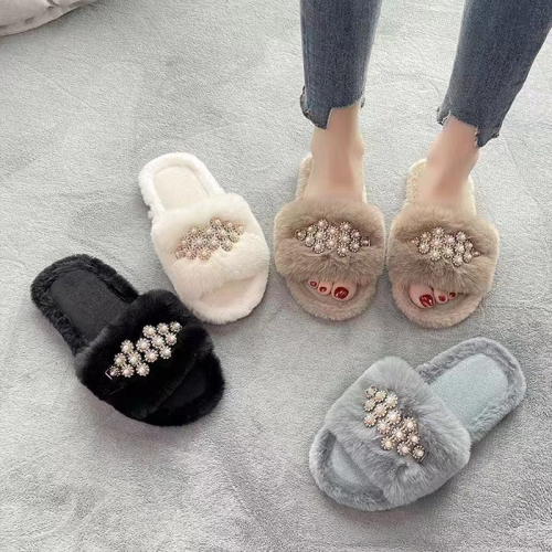 slippers women‘s 2024 autumn and winter new outdoor lazy plush slippers women‘s pearl thick bottom internet celebrity plush shoes fashion