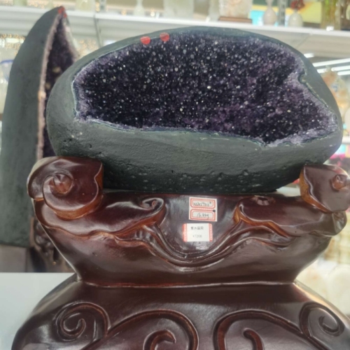 巴西天然紫水晶洞工艺品