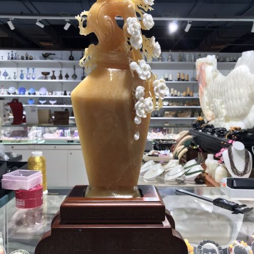 天然玉石金瓶梅，巴基斯坦精美工艺品送礼或自用 工艺品