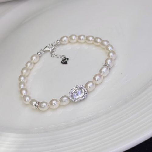 5-6mm强光几乎无瑕好品质淡水无核米形珍珠s925银扣玉葫芦手链