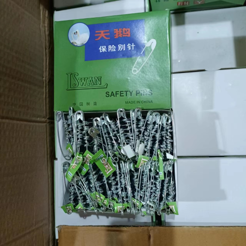 #4 swan pin 864pcs 天鹅别针串装