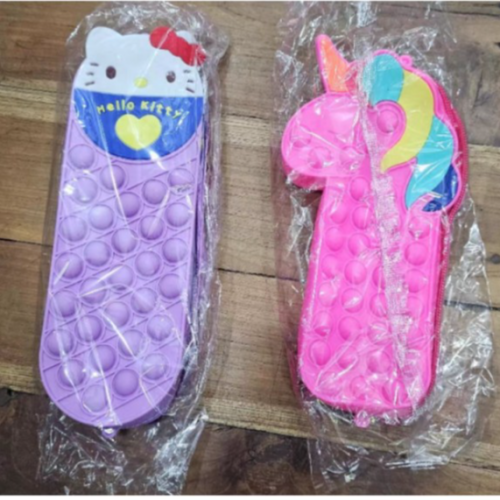 8X19.5X3.8  silicone pencil pouch 硅胶包包