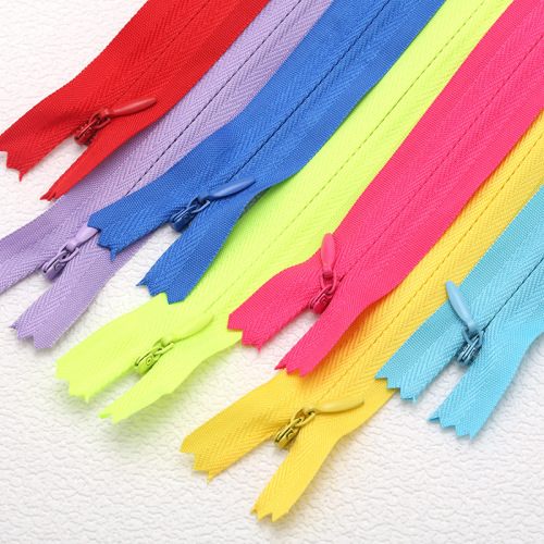 批发3号隐形拉链彩色尼龙闭尾拉链条衣服裤子抱枕配件服装辅料