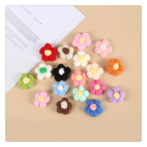Handmade Crocheted Wool Flowers 4cm-4.5cm Puff Flower DIY Children‘s Clothing Accessories Manufacturers Supply