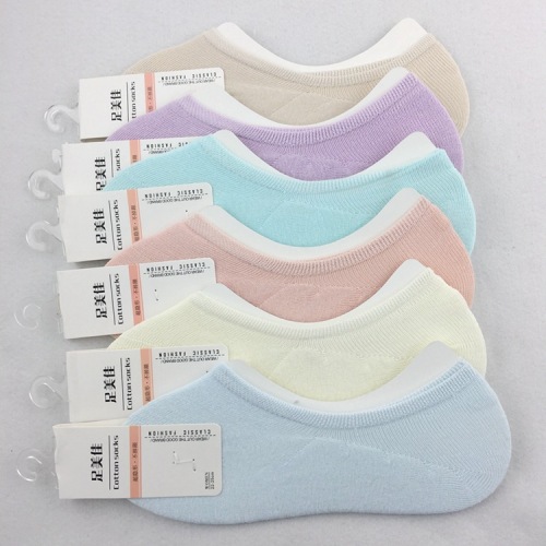 Women‘s Invisible Socks Spring and Summer Women‘s Socks Wholesale low-Cut Cotton Silicone Non-Slip Thin Cotton Women‘s Boat Socks Stall Wholesale