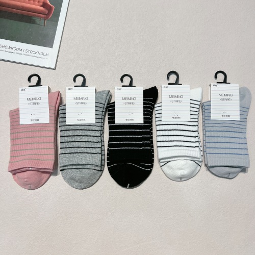 autumn and winter women‘s mid-calf socks striped series socks high waist casual athletic socks wholesale warm socks winter wholesale female