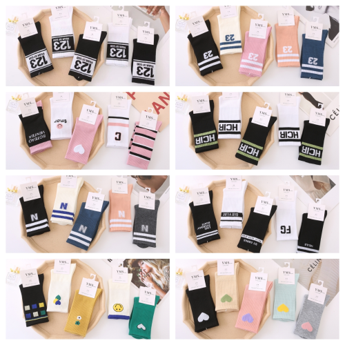 popular socks women‘s long tide sports warm socks women‘s high socks student socks stall socks wholesale customization