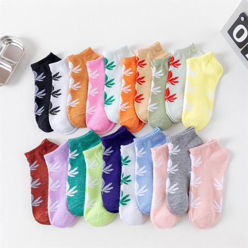女士枫叶短袜吸汗透气袜子糖果色ins潮袜批发外贸爆款女袜批发
