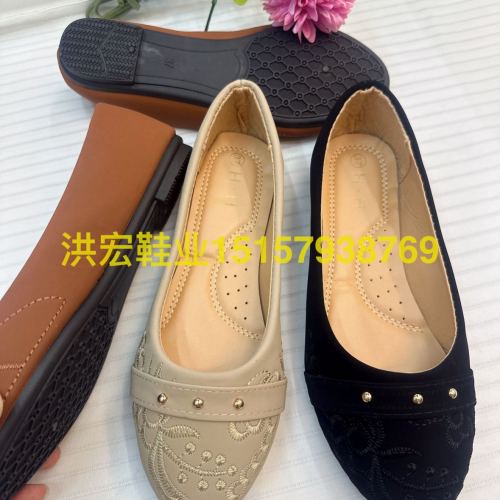 Women‘s Flat-Heeled Shoes 37-42