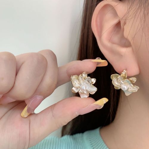 sweet elegant graceful sterling silver needle fresh pearl flower earrings french ear studs design fashion earrings