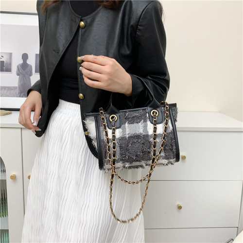 Special-Interest Design Bag Women‘s 2023 New Fashion Portable Diana Bag Dark Sweet Cool Texture Crossbody Small Square Bag